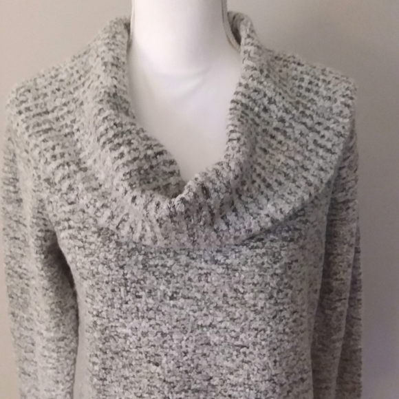 Calvin Klein Black and White Eyelash Knit Sweater - Picture 2 of 8